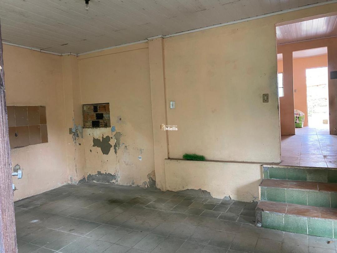 Casa à venda com 2 quartos, 100m² - Foto 3