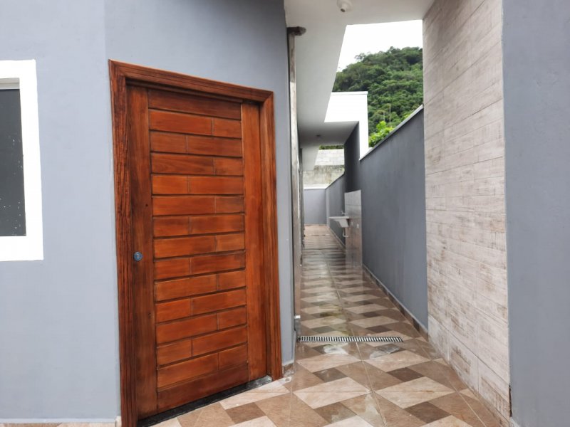 Casa à venda com 2 quartos, 66m² - Foto 12