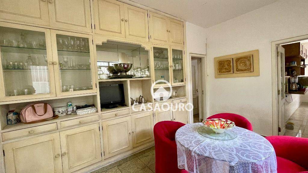 Casa à venda com 7 quartos, 400m² - Foto 12