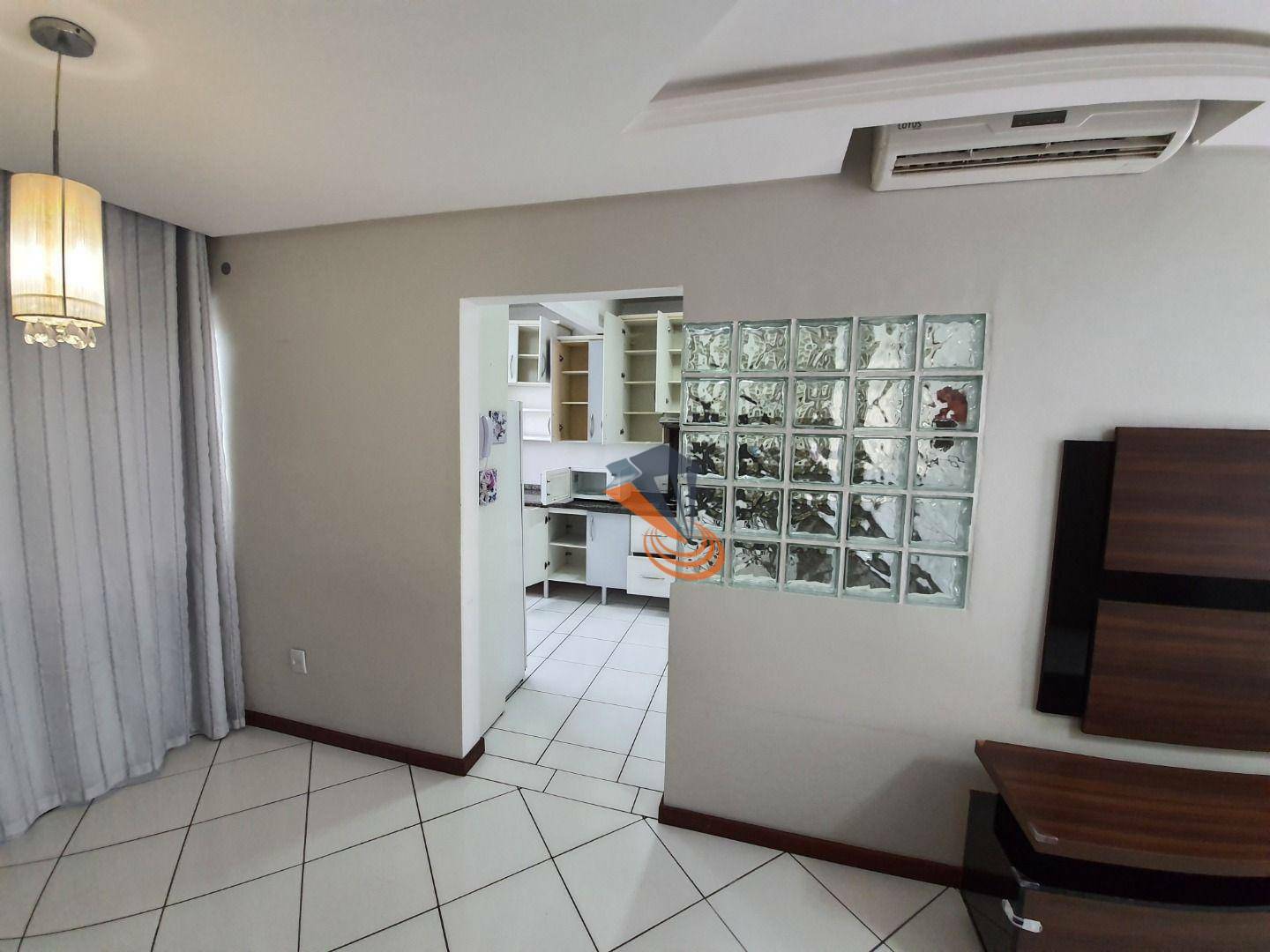 Casa de Condomínio à venda com 4 quartos, 200m² - Foto 6