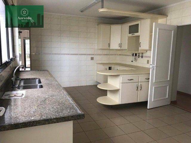 Apartamento à venda com 3 quartos, 200m² - Foto 3