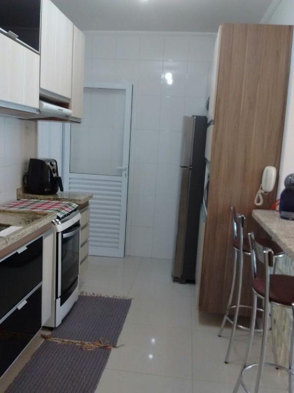 Apartamento à venda com 3 quartos, 96m² - Foto 7