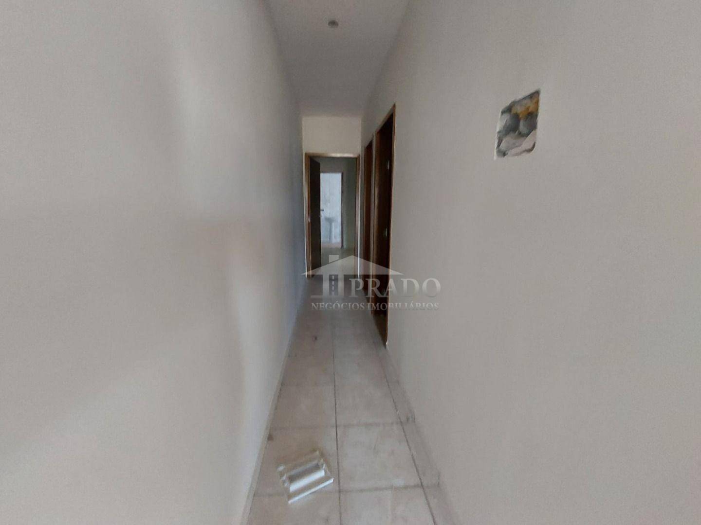 Casa à venda com 2 quartos, 69m² - Foto 5