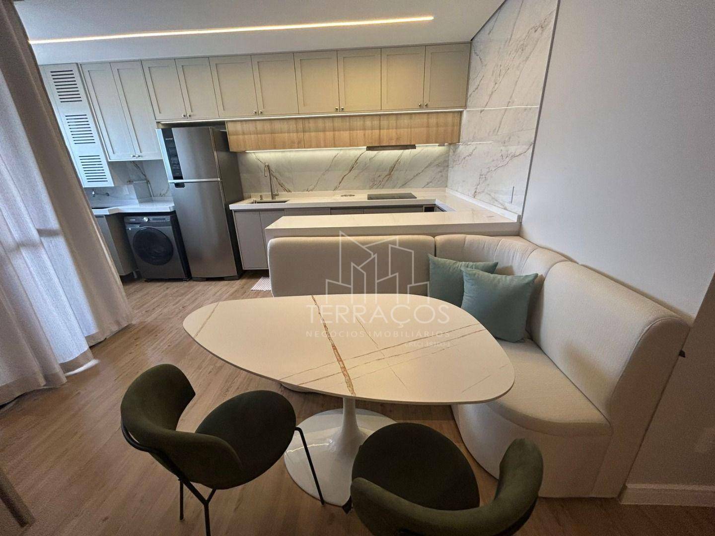 Apartamento à venda com 2 quartos, 69m² - Foto 4