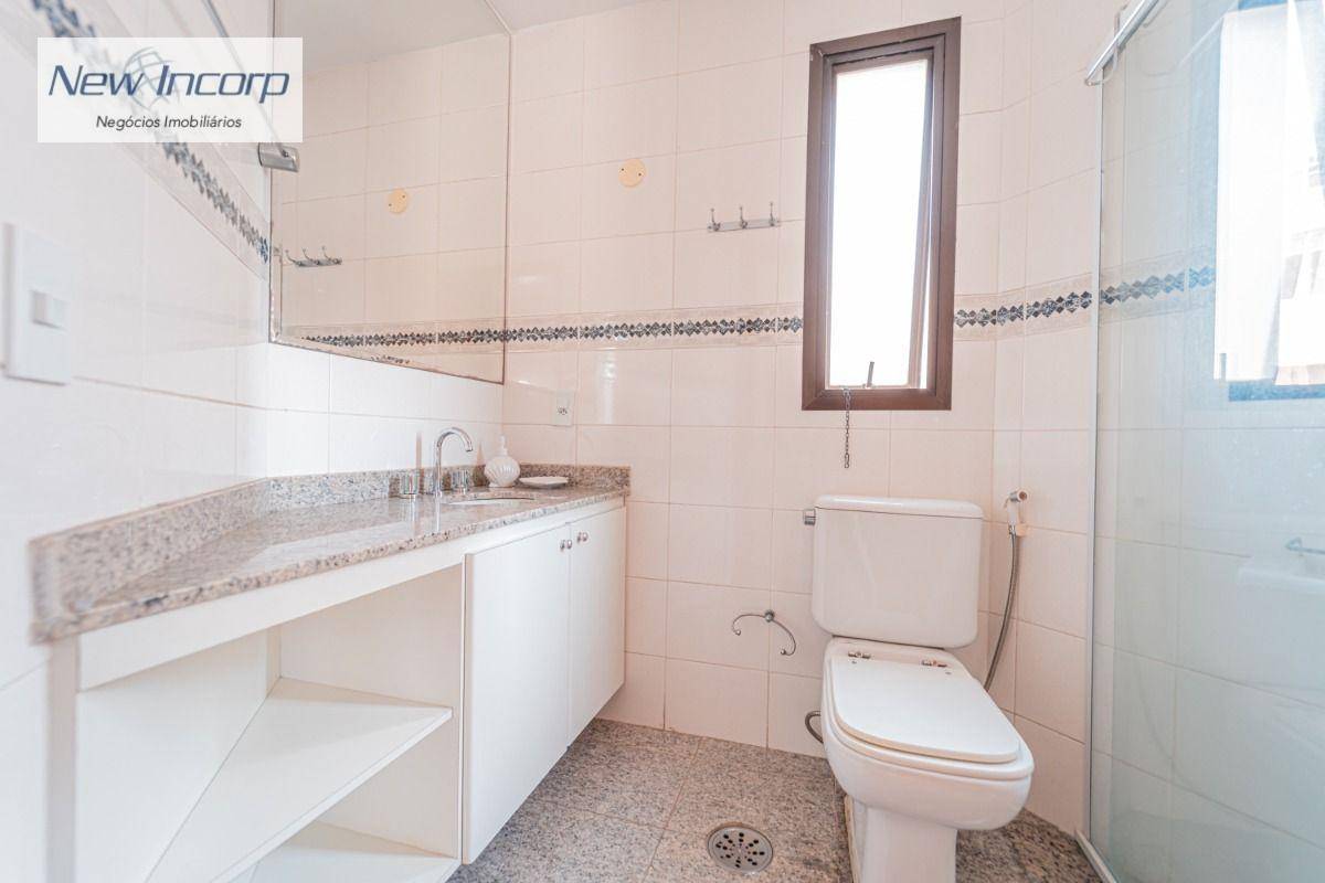 Apartamento à venda com 4 quartos, 150m² - Foto 47