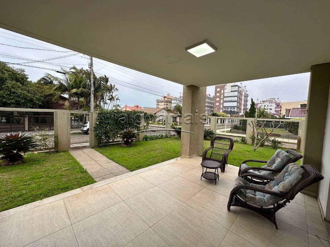 Casa à venda com 5 quartos, 250m² - Foto 7