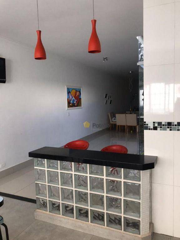 Sobrado à venda com 3 quartos, 312m² - Foto 12