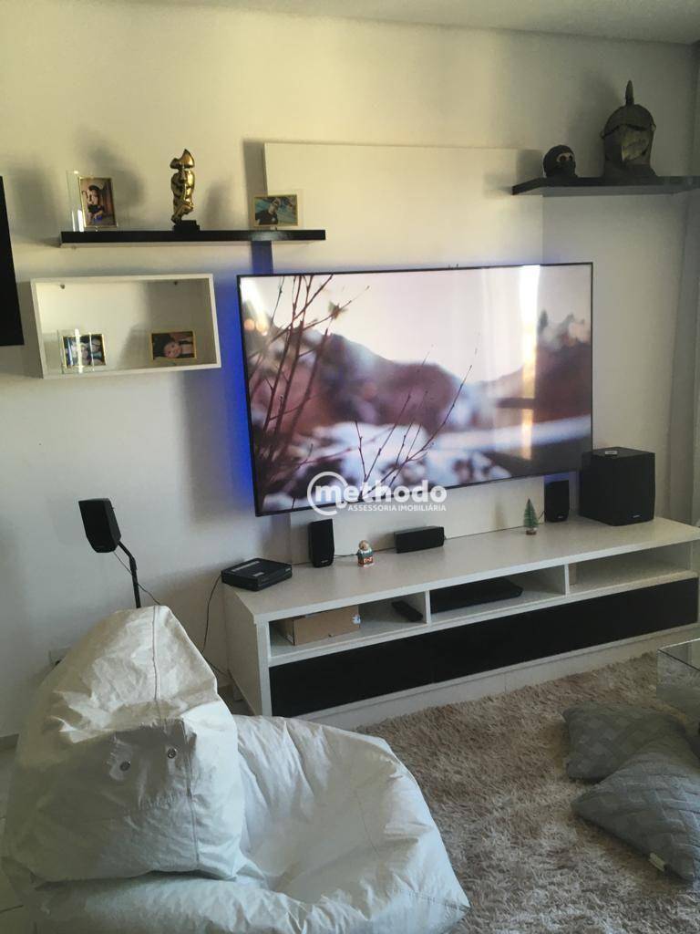 Apartamento à venda com 2 quartos, 72m² - Foto 1