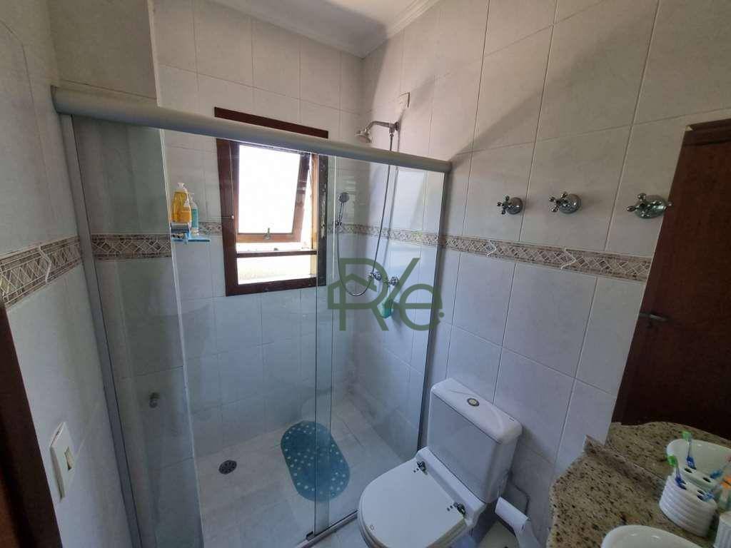 Casa de Condomínio à venda com 4 quartos, 380m² - Foto 42