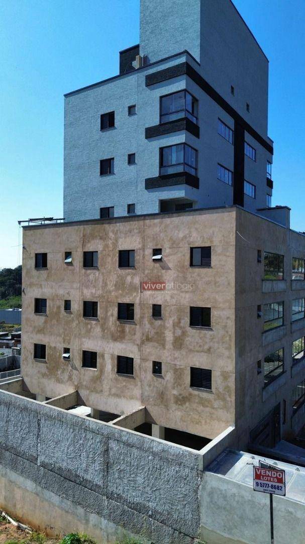 Apartamento à venda com 2 quartos, 64m² - Foto 3