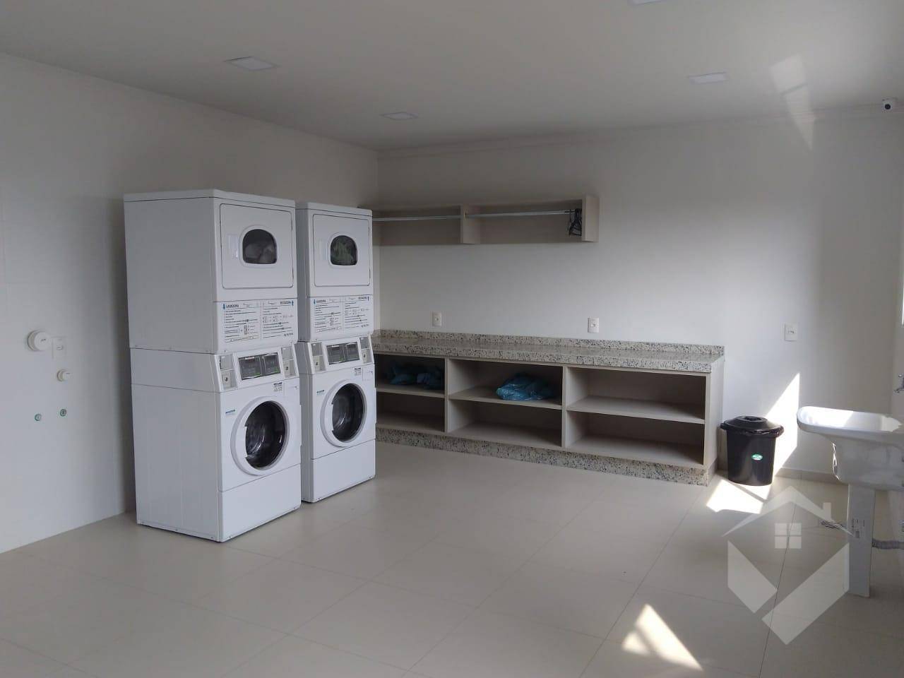 Apartamento à venda com 3 quartos, 74m² - Foto 9