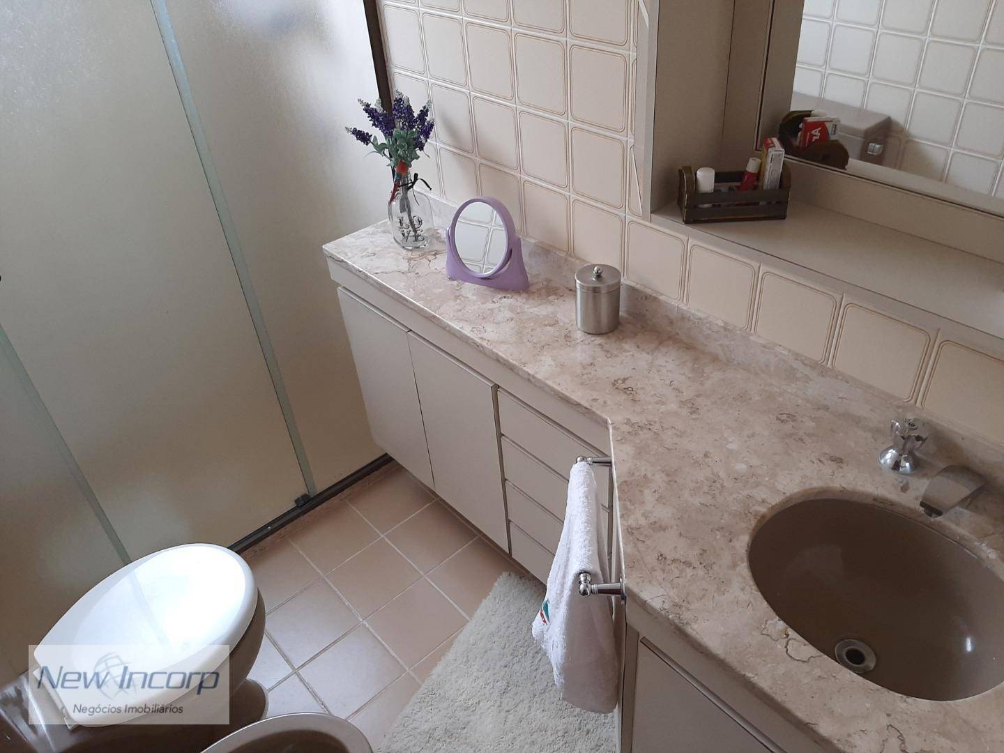 Apartamento à venda com 4 quartos, 220m² - Foto 19