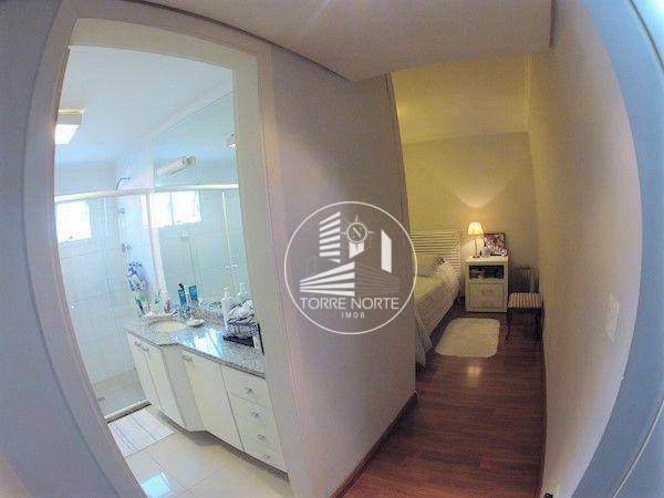 Apartamento à venda com 3 quartos, 142m² - Foto 17