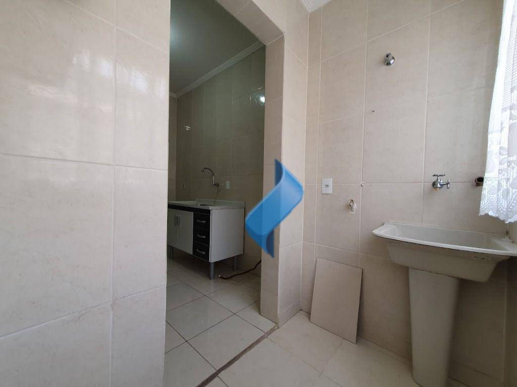 Apartamento para alugar com 3 quartos, 81m² - Foto 20