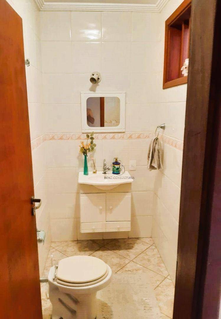 Sobrado à venda com 4 quartos, 250m² - Foto 20