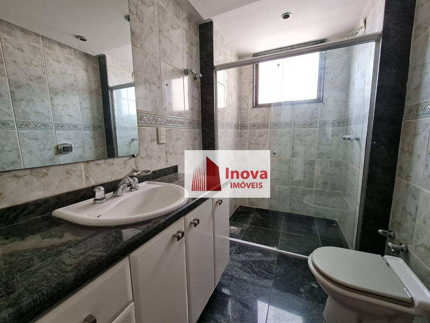 Apartamento à venda com 3 quartos, 140m² - Foto 18