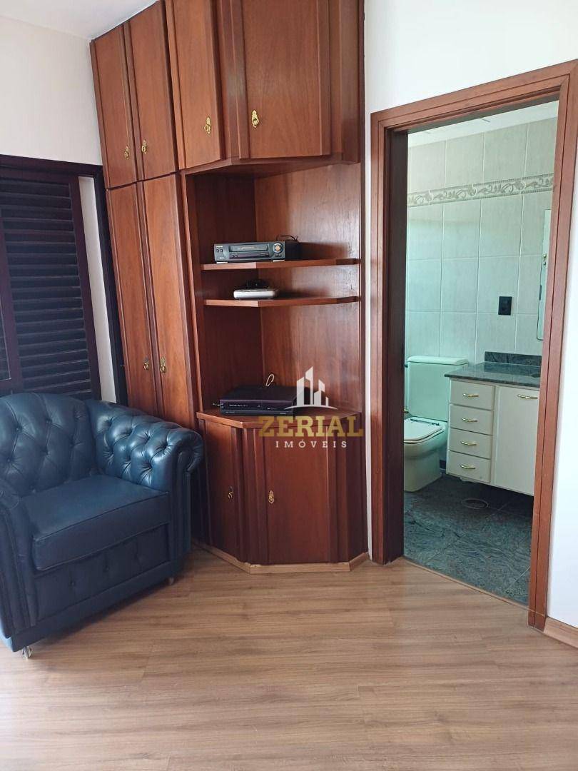 Apartamento à venda com 3 quartos, 143m² - Foto 17