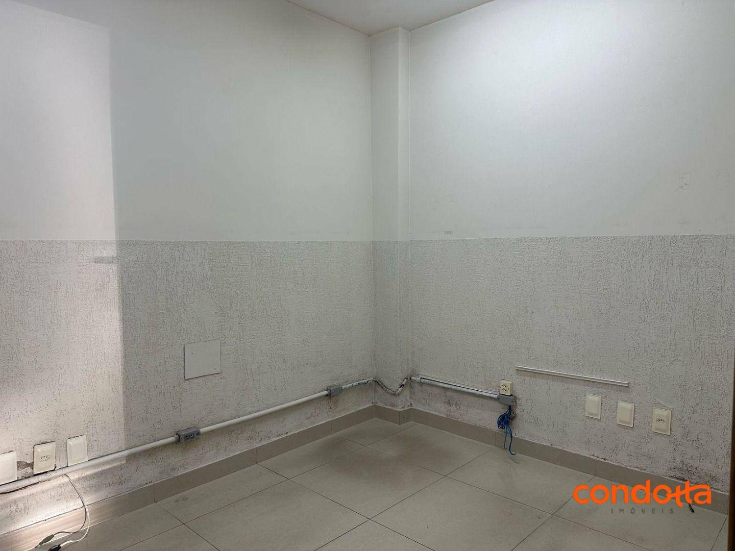 Prédio Inteiro para alugar, 330m² - Foto 13