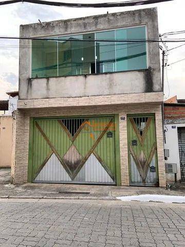 Sobrado à venda com 3 quartos, 225m² - Foto 1