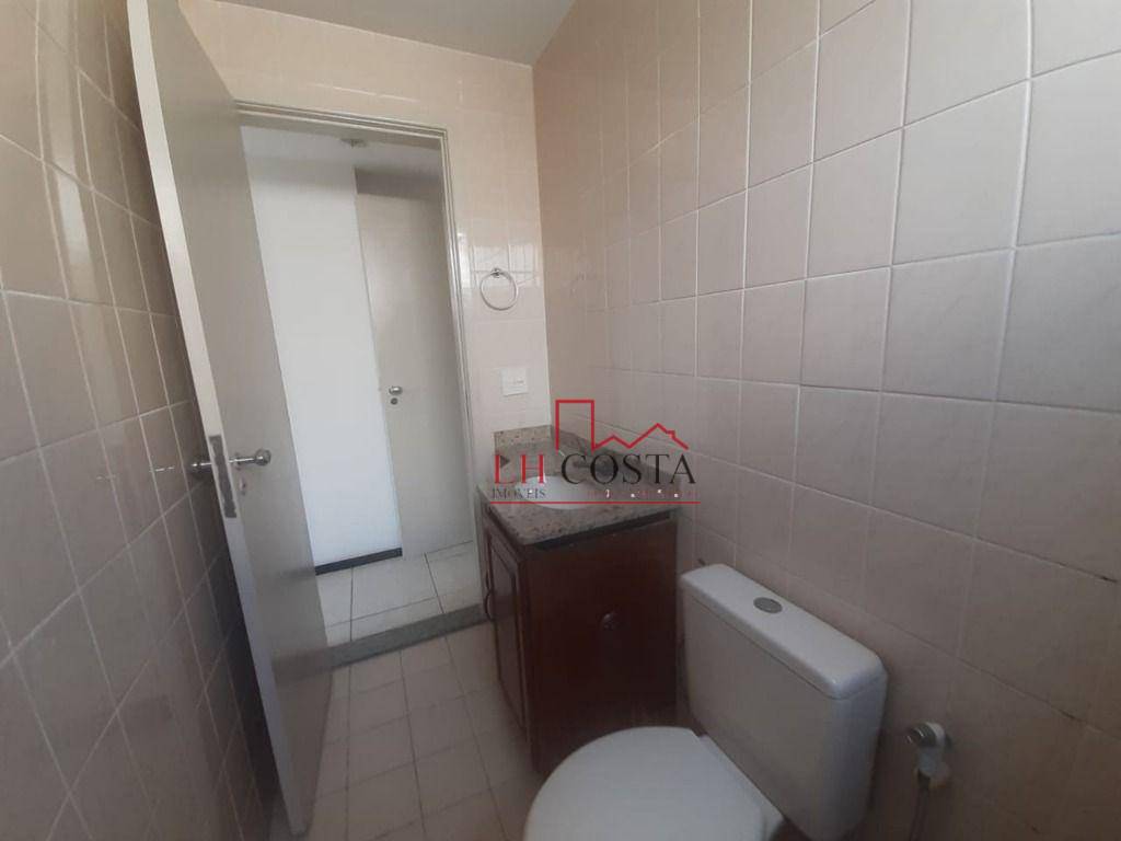 Apartamento à venda com 2 quartos, 75m² - Foto 12