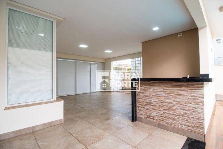 Casa à venda com 3 quartos, 200m² - Foto 22