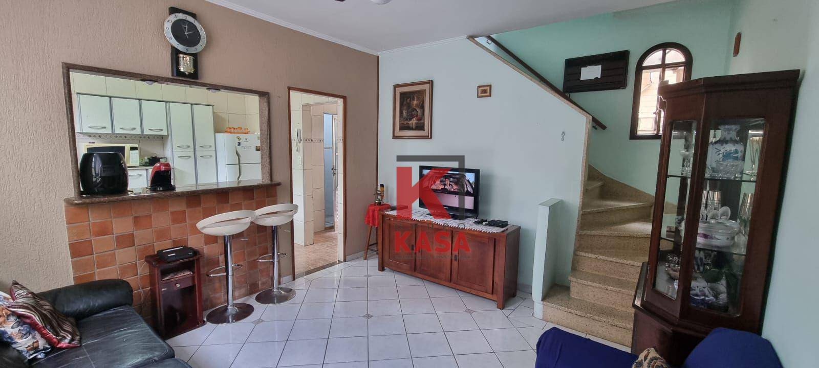 Casa à venda e aluguel com 2 quartos, 80m² - Foto 1