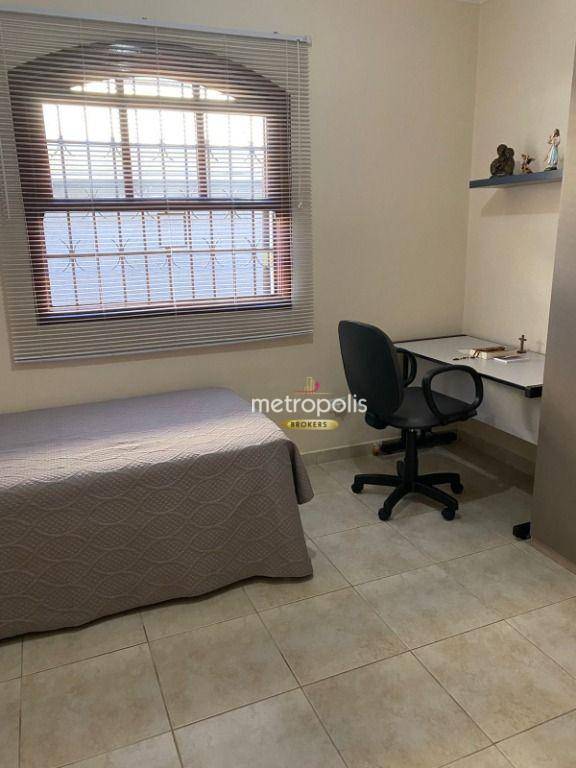 Casa à venda com 3 quartos, 199m² - Foto 11