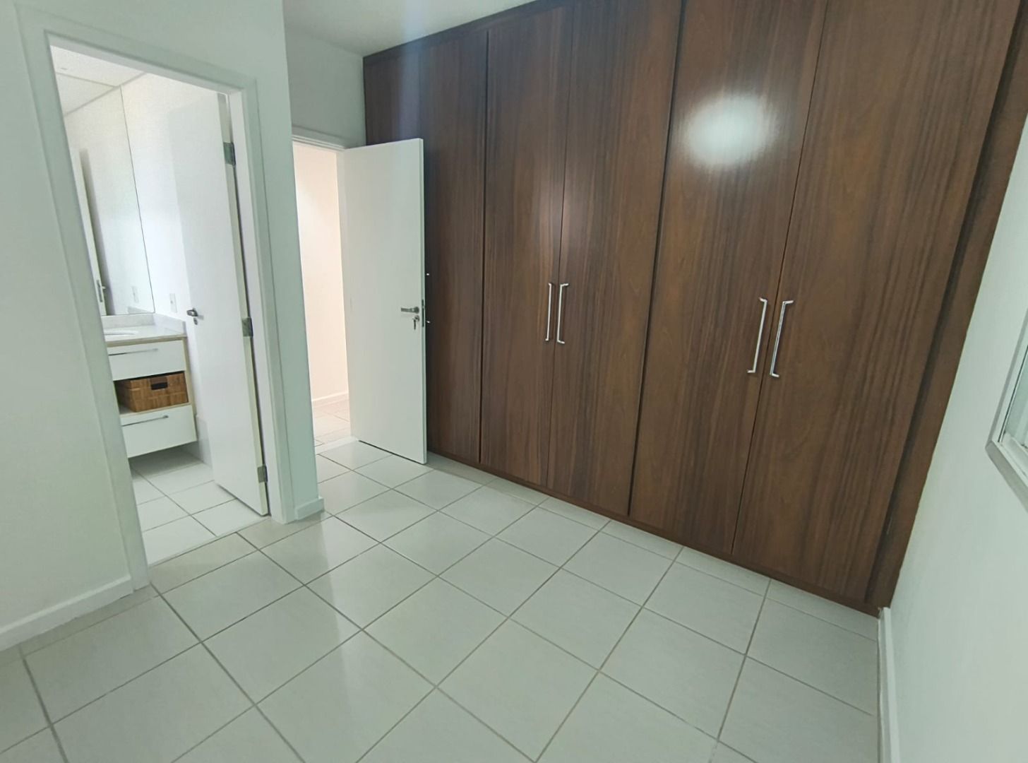 Apartamento para alugar com 3 quartos, 80m² - Foto 27