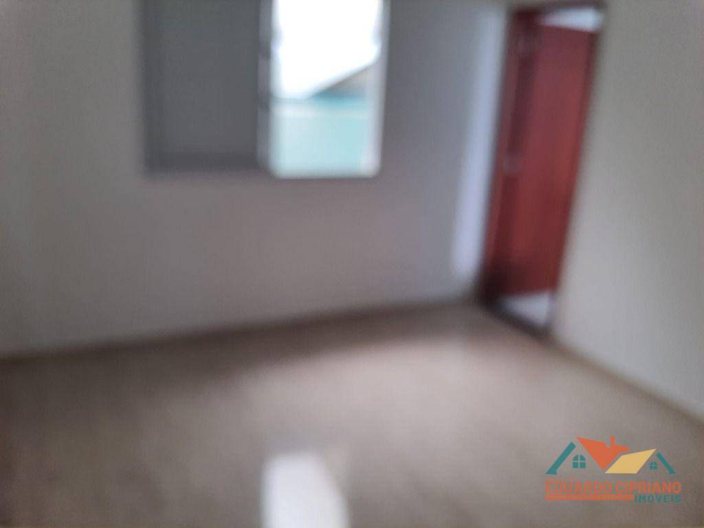 Sobrado à venda com 3 quartos, 156m² - Foto 2