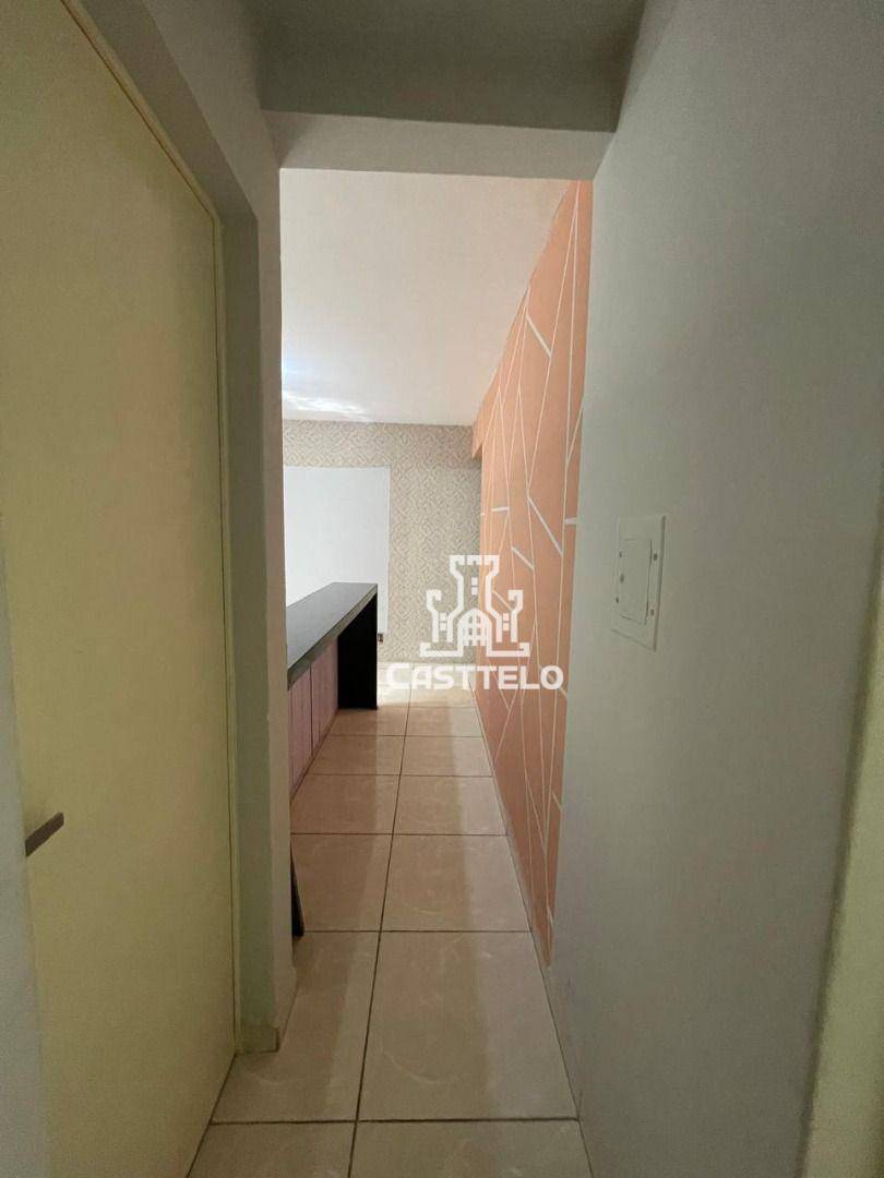 Apartamento à venda com 2 quartos, 50m² - Foto 2