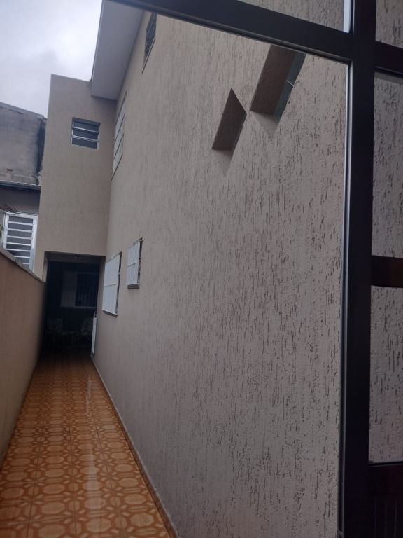 Sobrado à venda com 2 quartos, 145m² - Foto 28