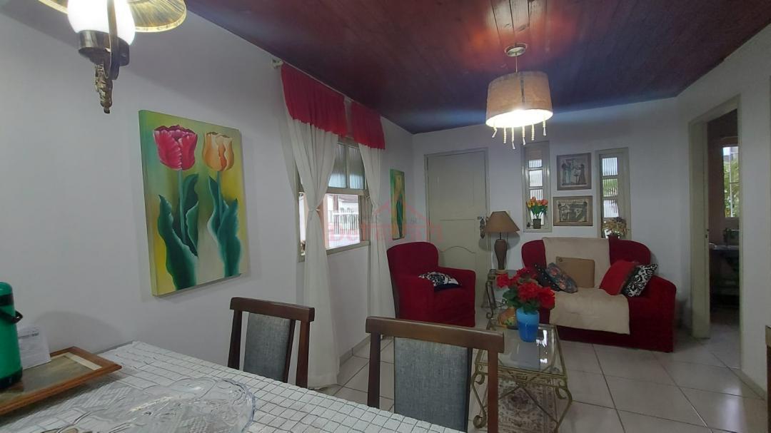 Casa à venda com 4 quartos, 96m² - Foto 4