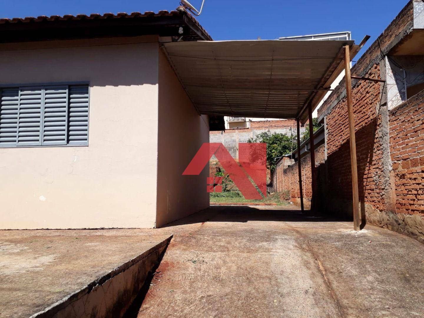 Casa à venda com 2 quartos, 49m² - Foto 3