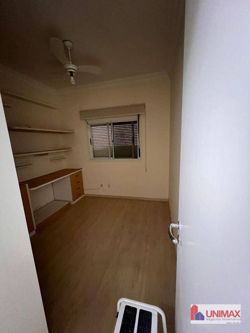 Apartamento para alugar com 3 quartos, 139m² - Foto 6