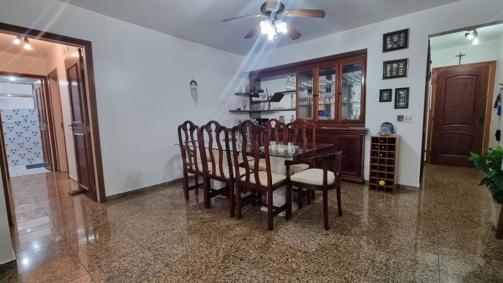 Apartamento à venda com 3 quartos, 140m² - Foto 10