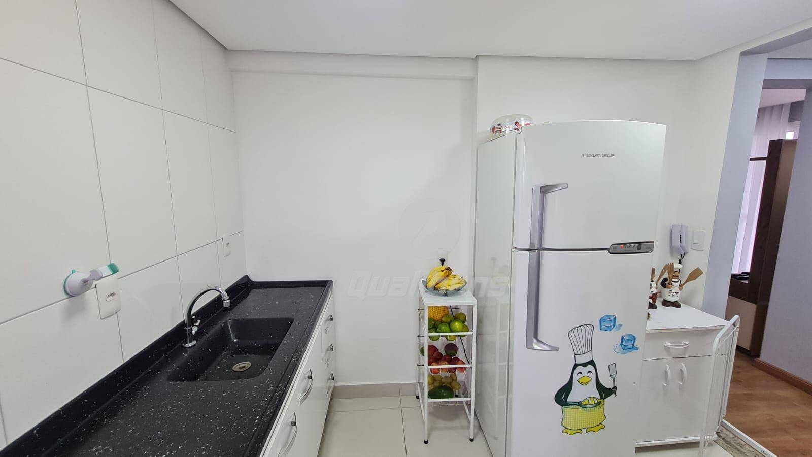 Apartamento à venda com 3 quartos, 76m² - Foto 6