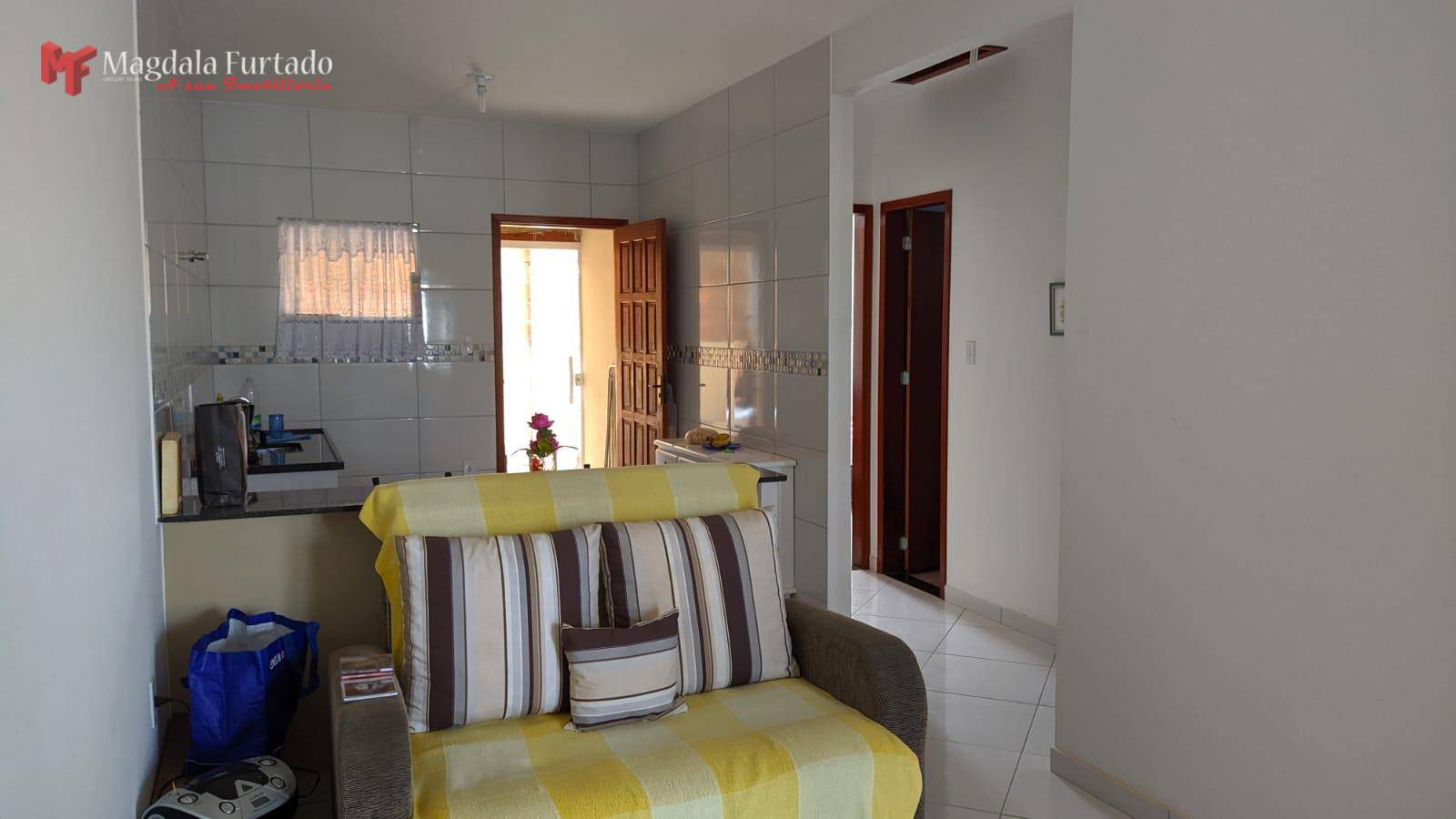 Casa à venda com 2 quartos, 68m² - Foto 4