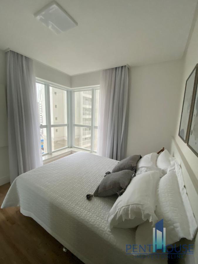 Apartamento à venda com 3 quartos, 182m² - Foto 10