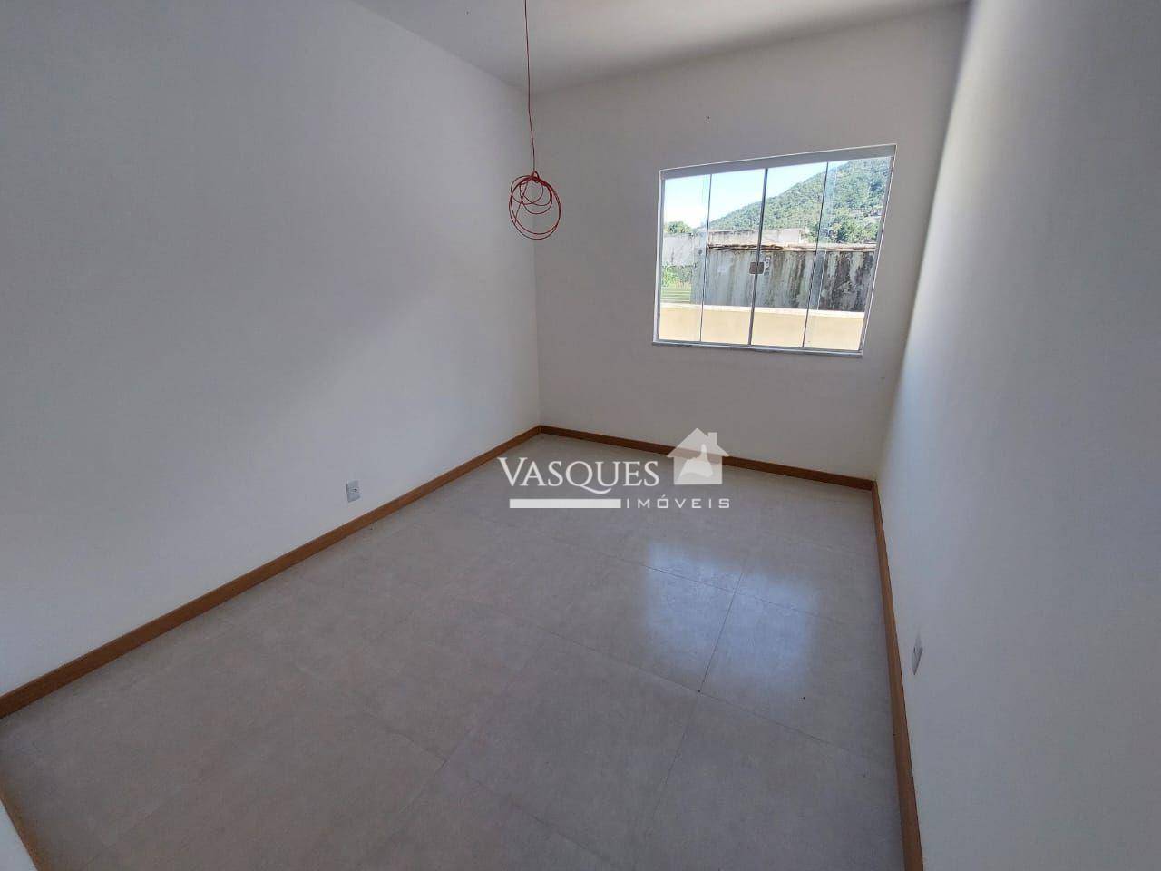 Casa à venda com 2 quartos, 65m² - Foto 11