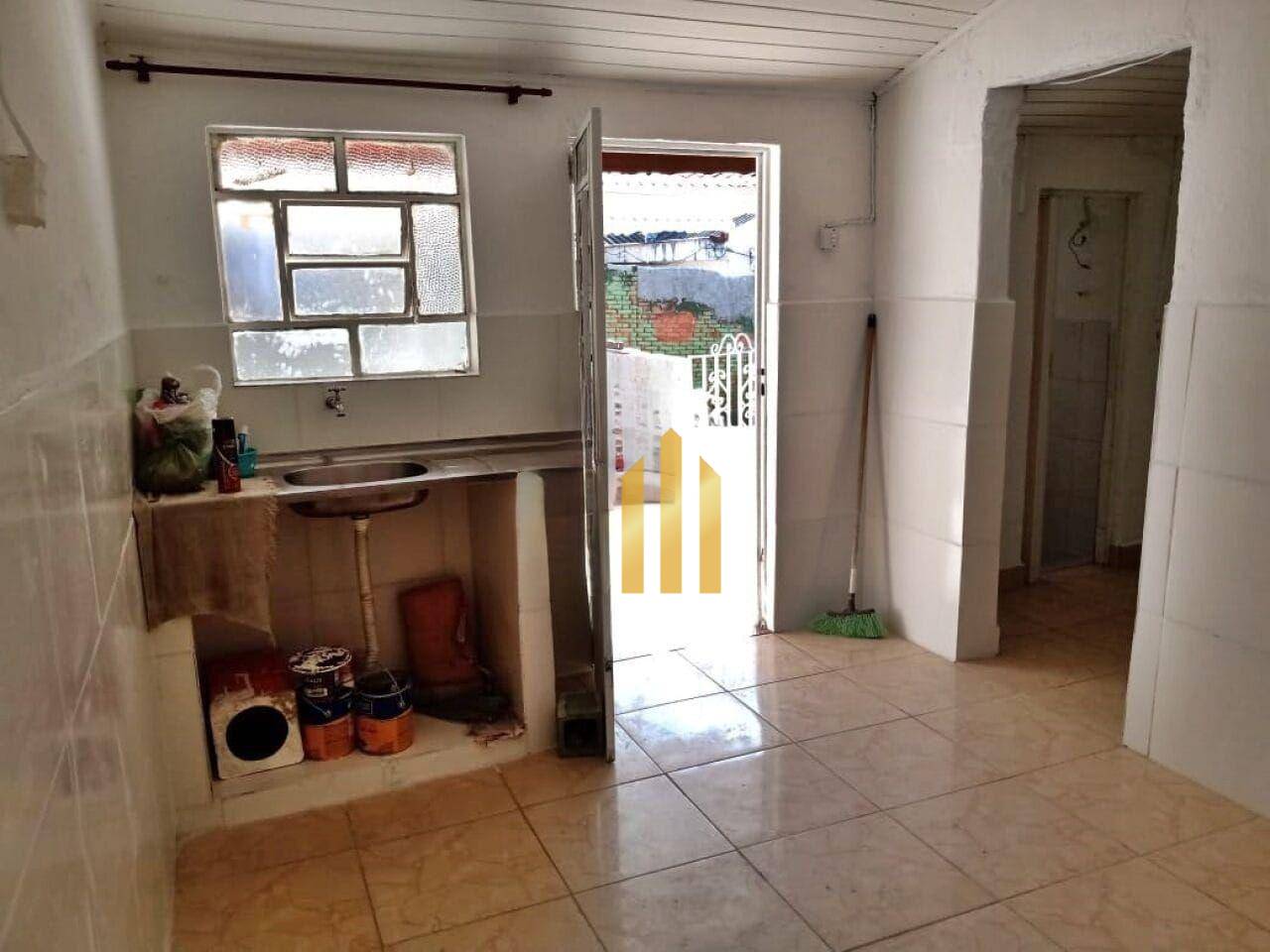 Casa para alugar com 1 quarto, 30m² - Foto 7