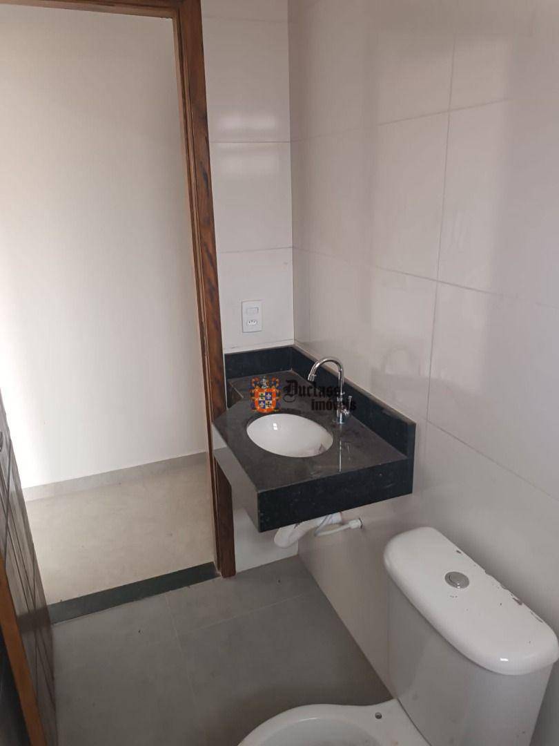 Casa à venda com 2 quartos, 55m² - Foto 5