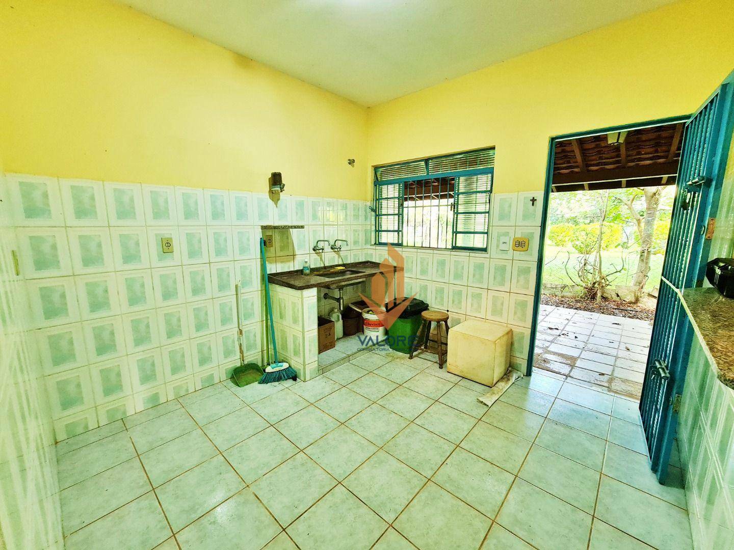 Casa de Condomínio à venda com 3 quartos, 392m² - Foto 19