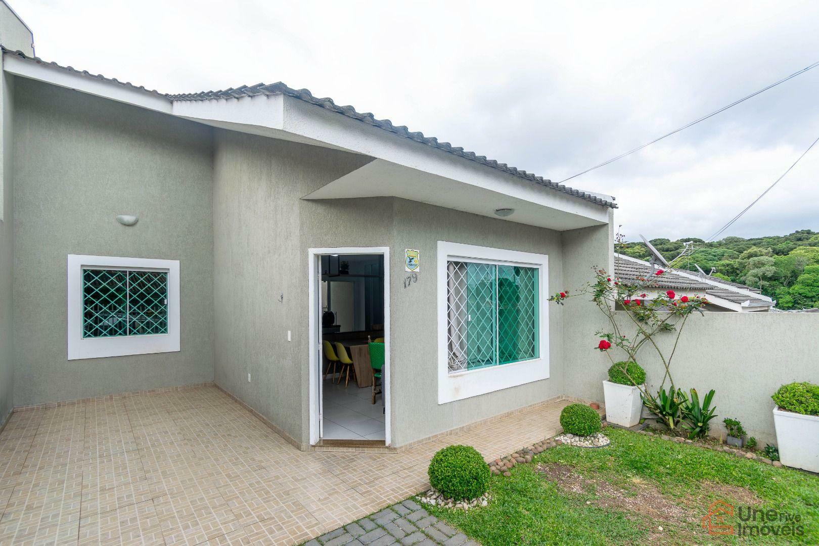 Casa à venda com 3 quartos, 70m² - Foto 1