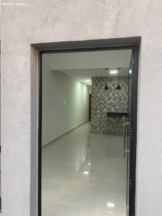 Casa à venda com 2 quartos, 180m² - Foto 8