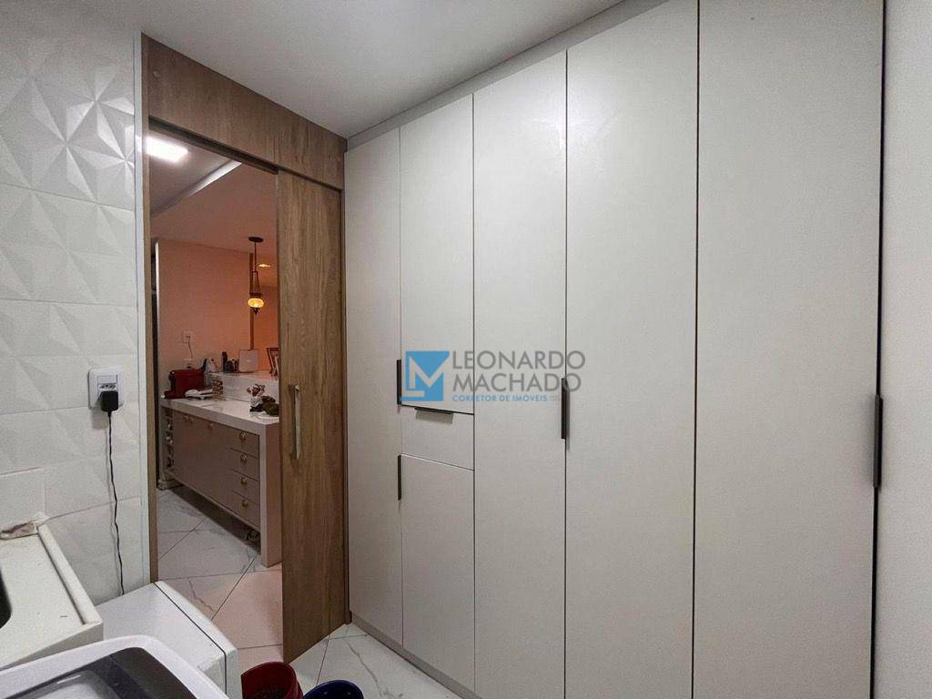 Apartamento à venda com 3 quartos, 136m² - Foto 18