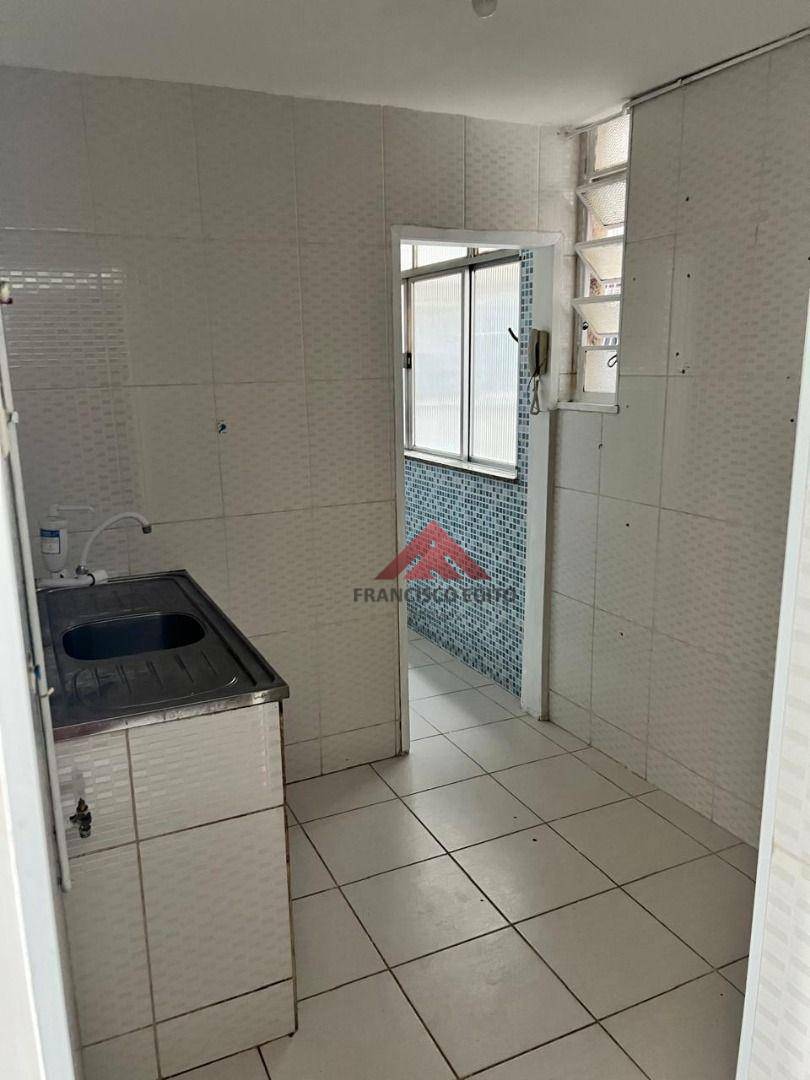 Apartamento à venda com 3 quartos, 65m² - Foto 16