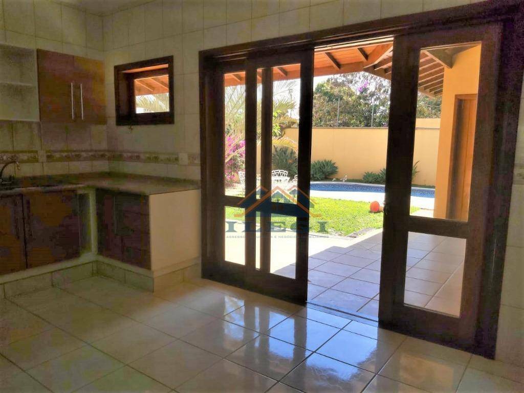 Casa de Condomínio à venda com 3 quartos, 286m² - Foto 4