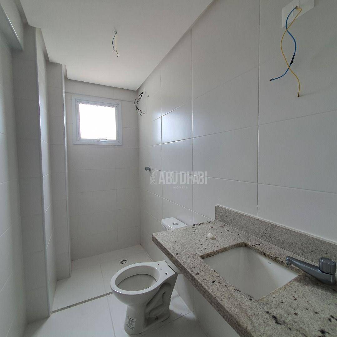 Apartamento à venda com 2 quartos, 70m² - Foto 21