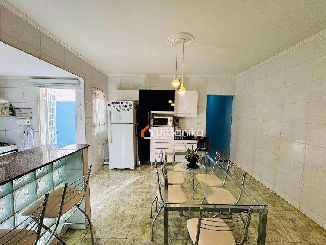 Casa, 2 quartos, 112 m² - Foto 2