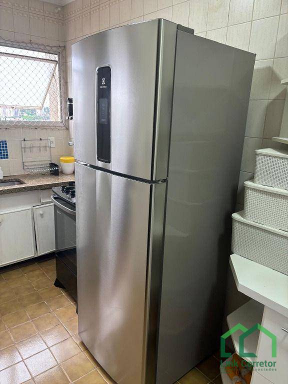 Apartamento para alugar com 1 quarto, 52m² - Foto 12
